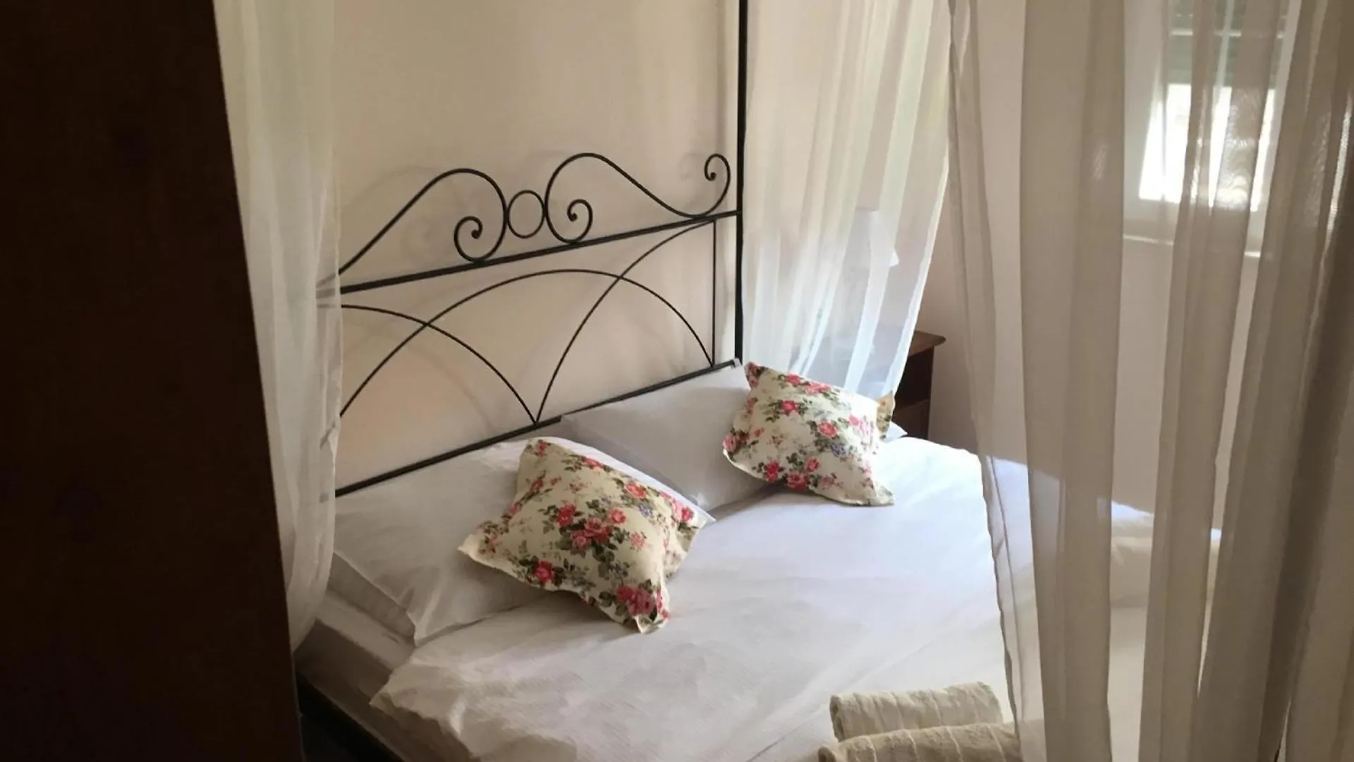 Appartement In Stoja Mit Moebliertem Balkon Pula Croatia