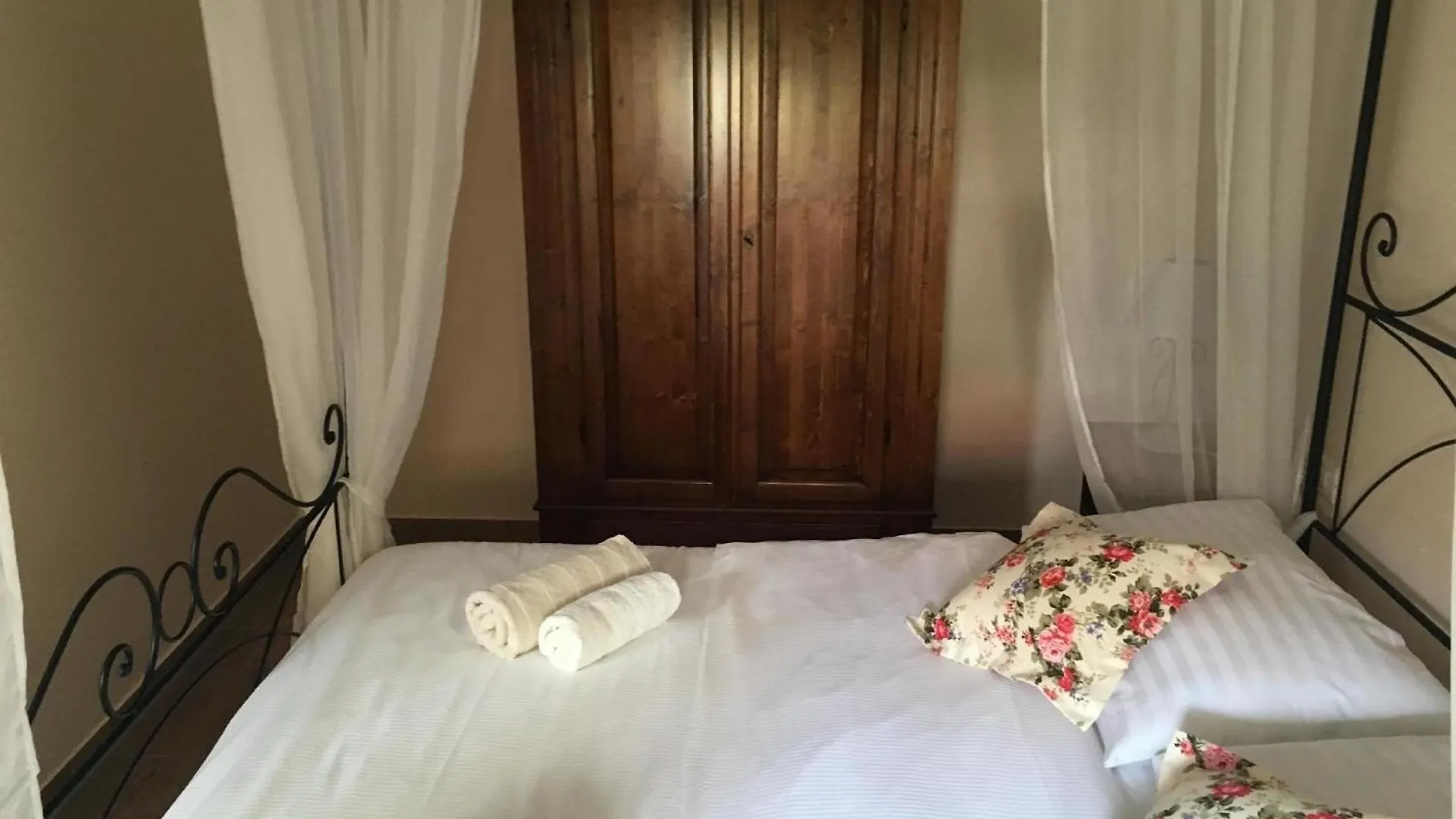 Appartement In Stoja Mit Moebliertem Balkon Pula 0*,  Croatia