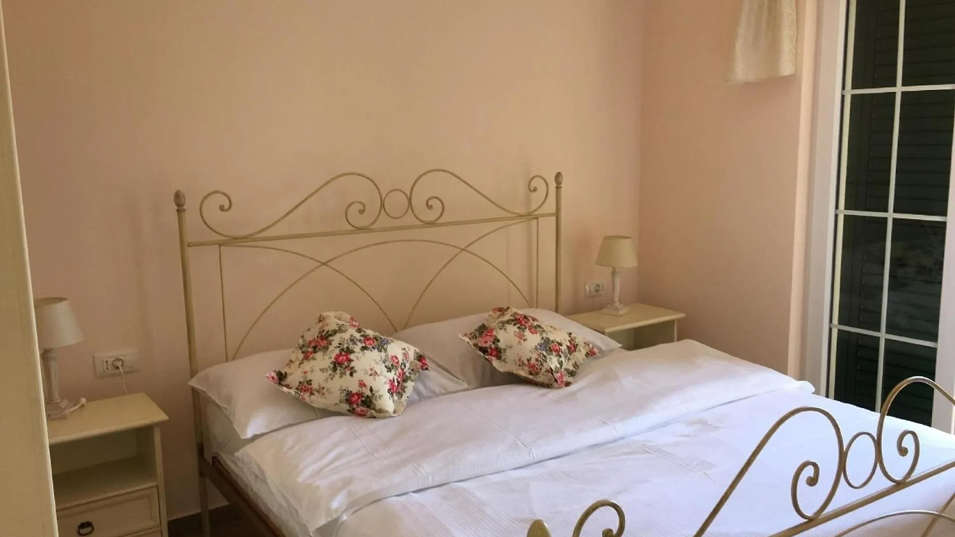 Appartement In Stoja Mit Moebliertem Balkon Pula Apartmán